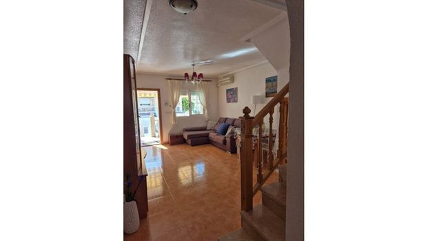 Townhouse for Rent in Residencial Baños de Europa – Torrevieja - Foto 1