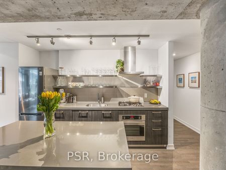 Fashion House Lofts 560 , #203 - Photo 4