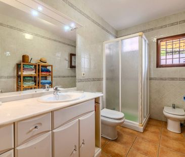 Villa for rent in Javea - Photo 1