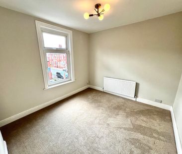 3 Bed Terraced House, Rundle Road, L17 - Photo 5