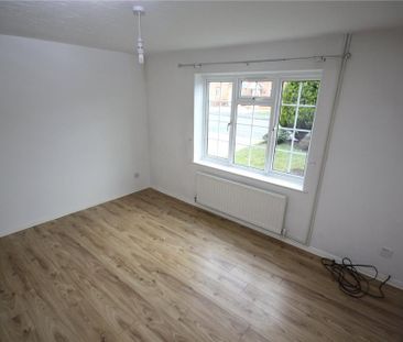2 bedroom semi-detached house to rent - Photo 2