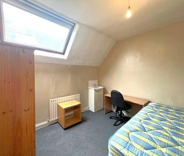 Stokes Croft, Bristol - Photo 6