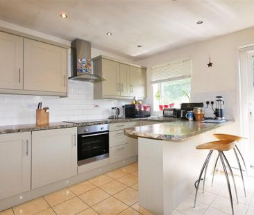 2 bedroom apartment to rent - Photo 6