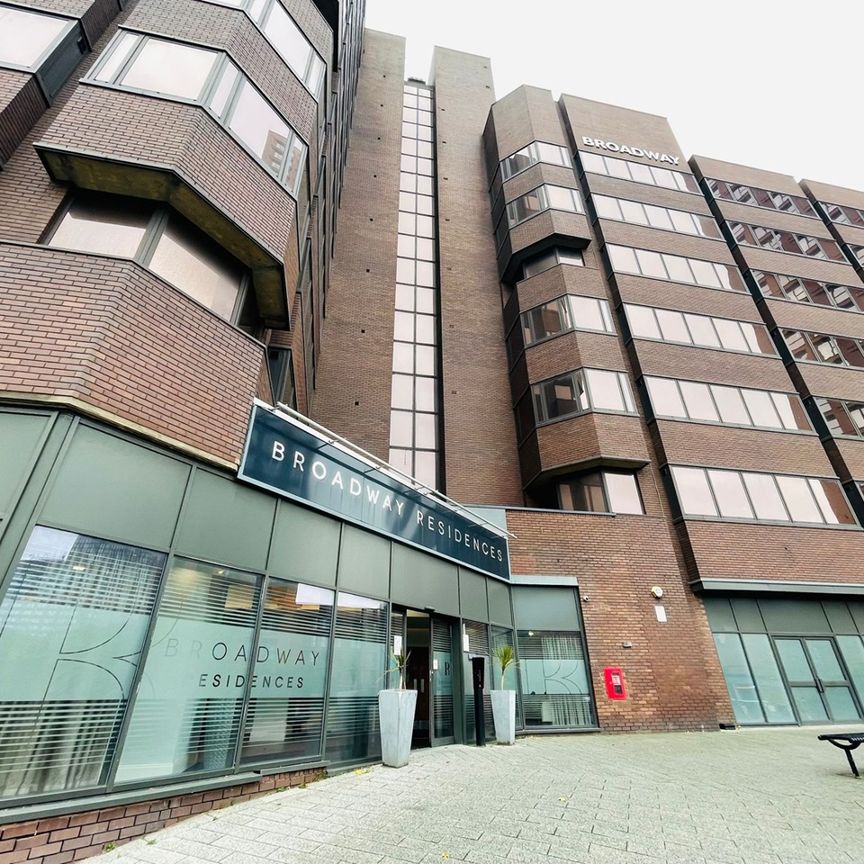 1 Bed Flat, Broadway, B5 - Photo 1