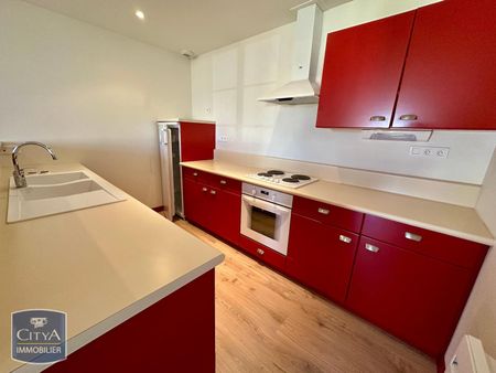 Location Appartement 3 pièces 78m² BUZANCAIS 36500 - Photo 4
