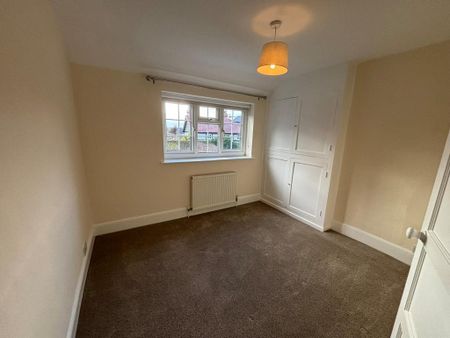 2 bedroom terraced house to rent - Photo 3