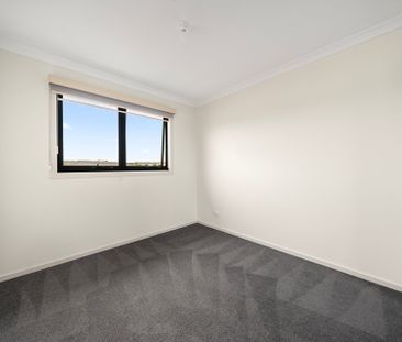 Three bedroom home - Photo 4