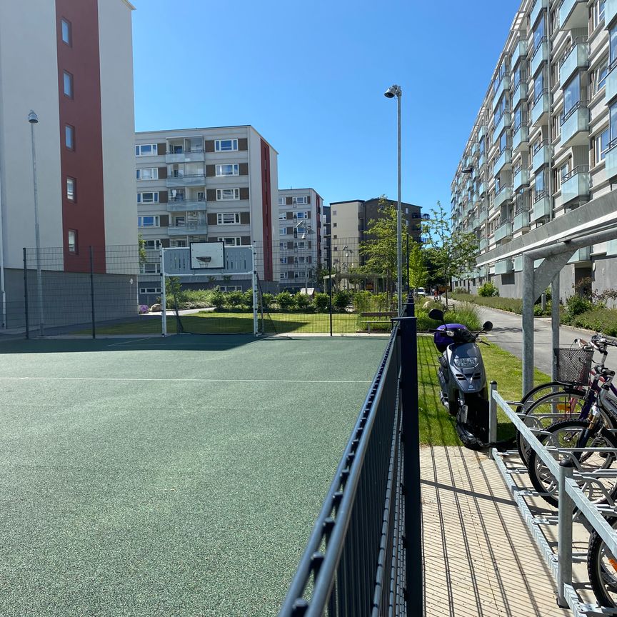 Smörslätten, Göteborg - Photo 2