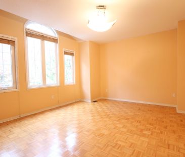 For Lease - 49 Falling River Drive Unit# Upper, Richmond Hill, Ontario - Photo 4