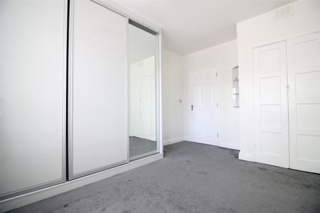 Heathfield Road, London - Photo 4