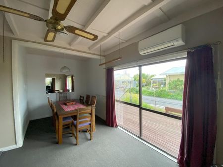 Close to Blenheim CBD - Photo 5