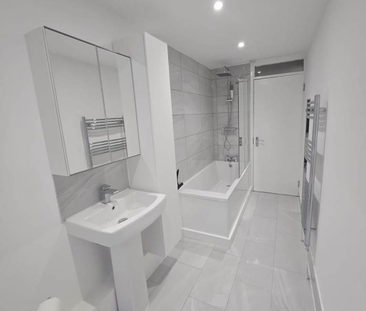 1 bedroom in a house share to rent - Photo 5