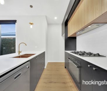 Modern 4-Bedroom Home in Peppercorn Estate! - Photo 3