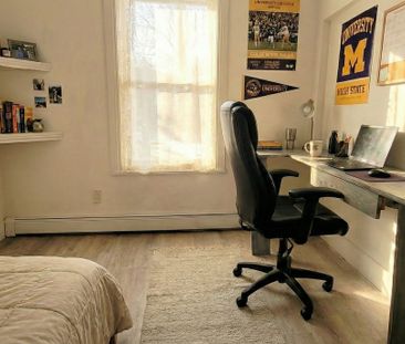 Student Rooms for Rent in Longueuil - Fully furnished | All-inclusi... - Photo 1