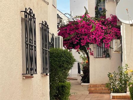 Piso de alquiler en Urbanización Pueblo Mexicano, 208, San Luis de Sabinillas - Photo 5