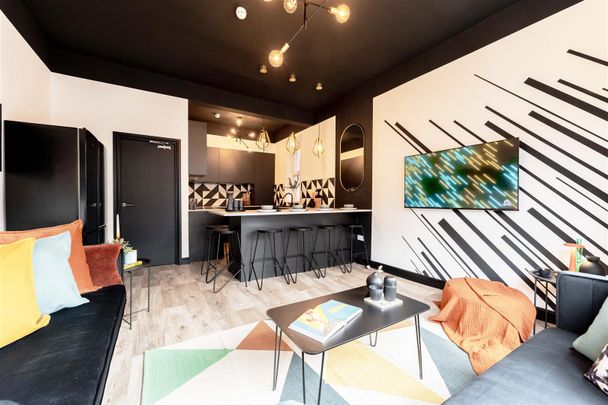 6 bedroom terraced house to rent - Photo 1