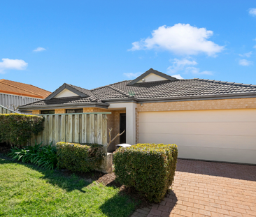 Stylish Family Home in a Peaceful Setting - Photo 1