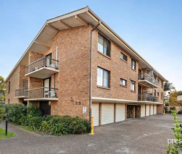 TWO-BEDROOM APARTMENT IN SOUGHT-AFTER MEREWETHER - Photo 3