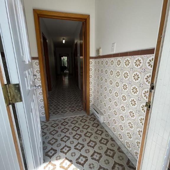 8 1/2 - Montréal (Parc-Extension) - 2 650 $/mois - Photo 1