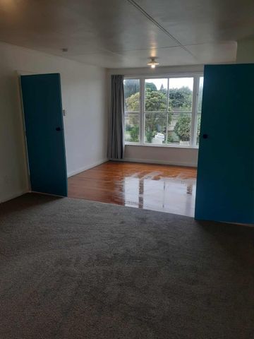 3 Bedroom Home - Photo 3