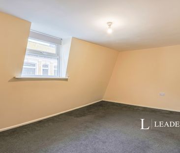 2 bedroom maisonette to rent North Street, Poole, Dorset, BH15 - Photo 5
