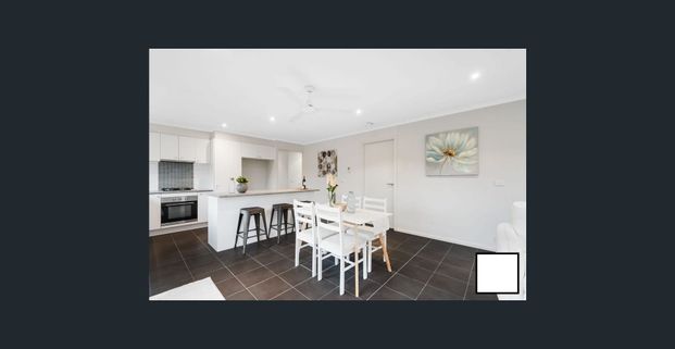 33 Dominion Terrace, Truganina, Vic 3029 - Photo 1