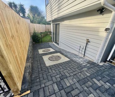 Unit 11, 15 Oakland Avenue, Papatoetoe, Auckland - Photo 1