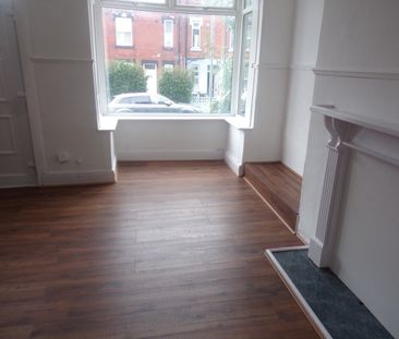 2 Bed Terraced House, Woodview Road, LS11 - Photo 1