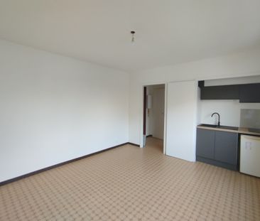 Location Appartement 1 pièce 22m² - Photo 4