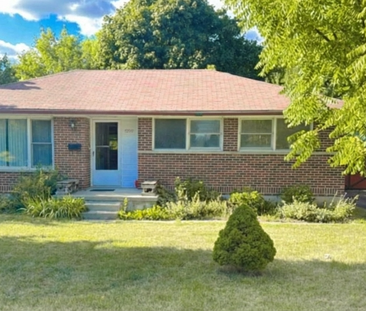 1200 Huron St - Photo 1