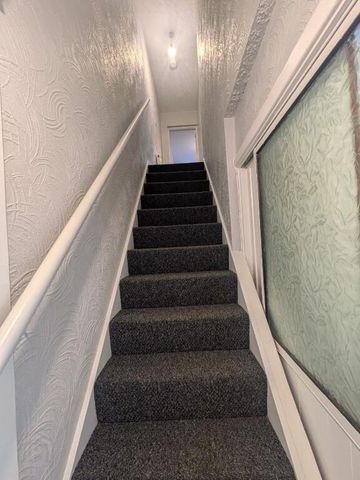 3 Carson Street, Larne, BT40 1SF - Photo 4