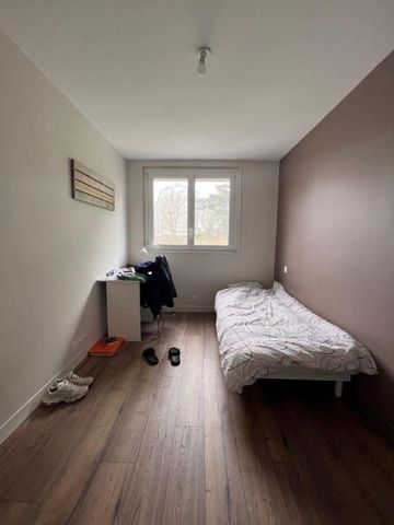 Location Appartement 4 pièces Meublé 67m² ST BRIEUC 22000 - Photo 4
