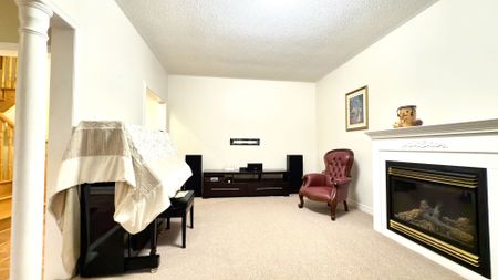 For Lease - 88 Gracedale Drive, Richmond Hill, Ontario - Photo 3