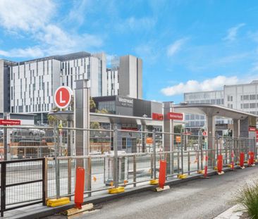 Fully Renovated Apartment - Prime Location! - Photo 2