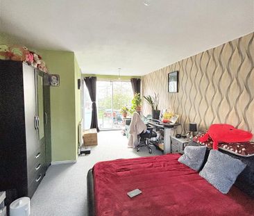 3 bed semi-detached house to rent in The Birches, Leominster, HR6 - Photo 3