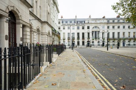 Fitzroy Square - Photo 5