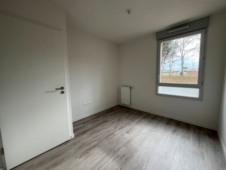 Location Appartement 1 pièce 41m² EAUNES 31600 - Photo 3