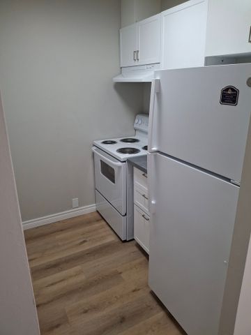 Cooper Heights Apartments - Choose your rent level - Call for details - All utilities included - Photo 4