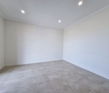 108 Odyssey Bvd, Tarneit, Vic 3029 - Photo 6