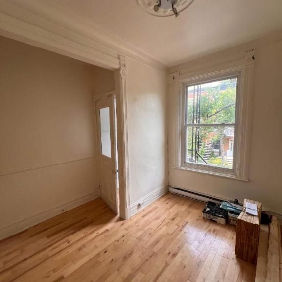 5156 Érables, Appartement 3.5 lumineux dans le Plateau - Photo 1
