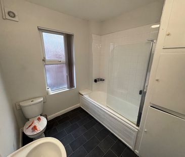 2 Bed Terraced House, Recreation Terrace, LS11 - Photo 6