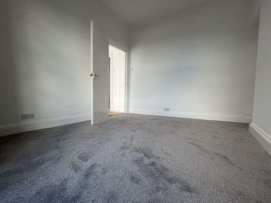3 bedroom apartment to rent - Photo 1