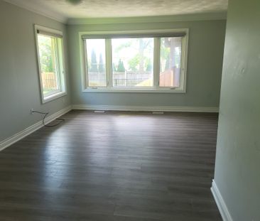 For Lease - 8748 Creditview Road, Brampton, Ontario - Photo 1
