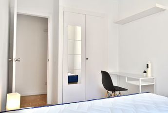 Calle de la Liberación, Madrid, Community of Madrid 28033