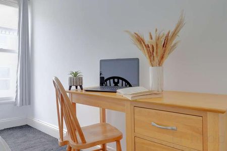 Chesham Road, Brighton, BN2 - Photo 4