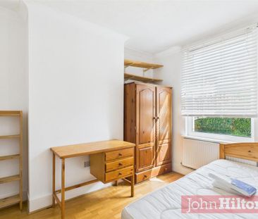 4 bedroom terraced house to rent - Photo 4