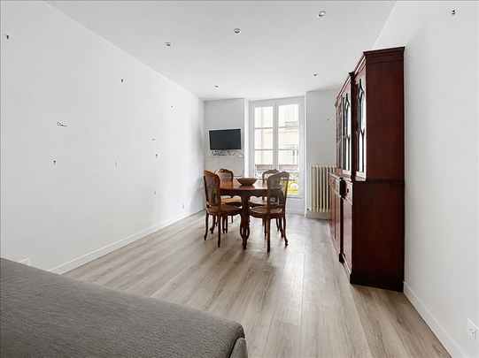 2 pièces - Meublé - 31,6 m² - 1er étage - Colocation non autorisée - Photo 1