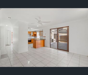 12 Portmarnock Drive, Victoria Point, Qld 4165 - Photo 1