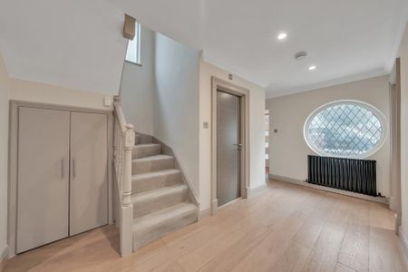 4 bedroom detached house to rent - Photo 4