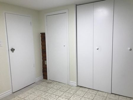 For Lease - 184 Livingstone Avenue Unit# Lower, Toronto, Ontario - Photo 5
